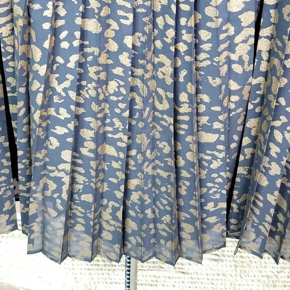 *KAARI‎ BLUE Animal Print Pleated Midi Skirt Size 14 - Picture 4 of 8
